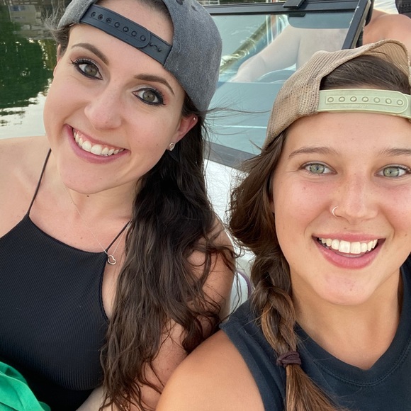 Meet your Posher, Rachel - Picture 9 of 15